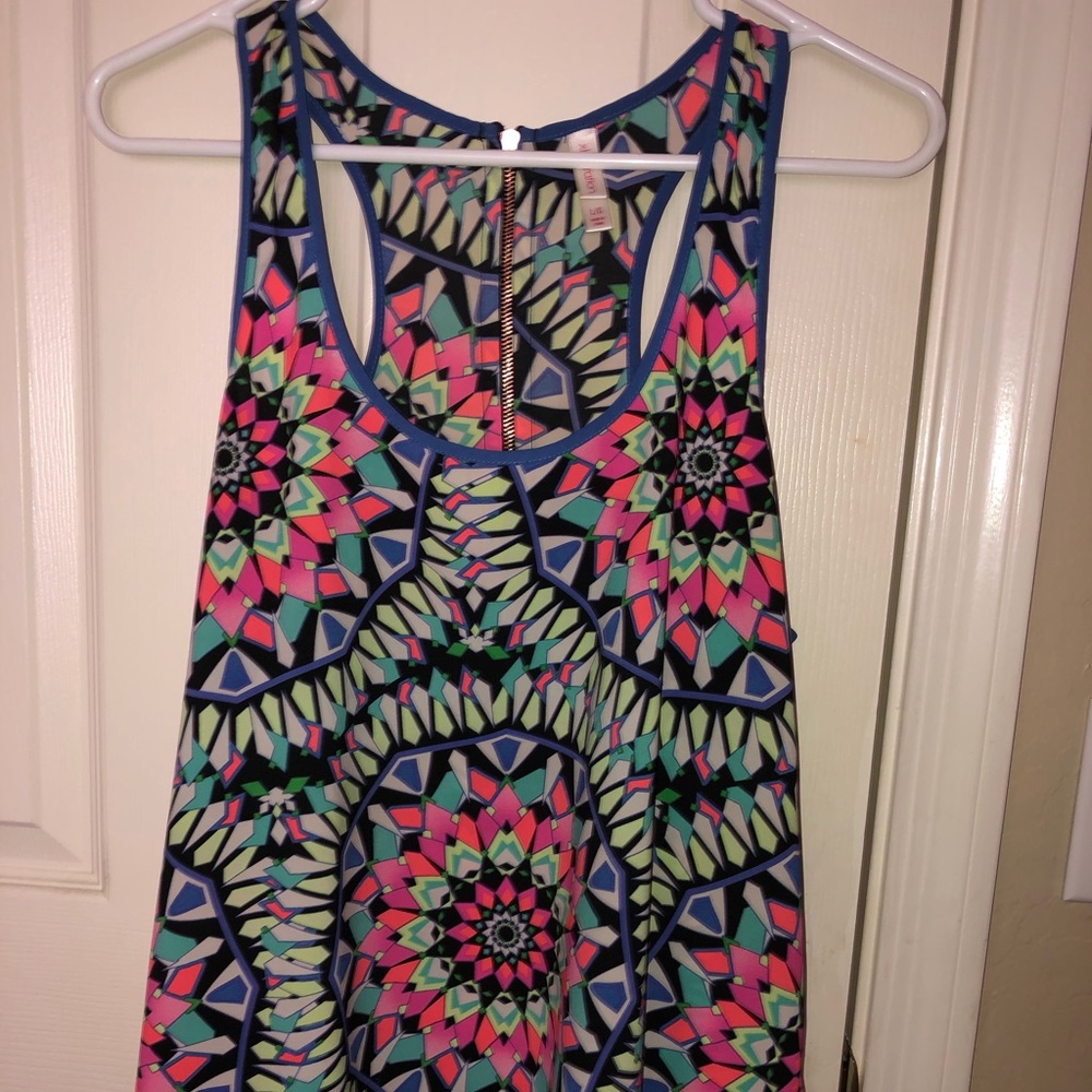 Bright & Bold Print Tank
